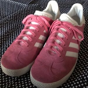ADIDAS GAZELLE- Pink suede
